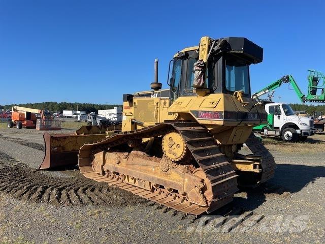 CAT D6M LGP Buldožerji goseničarji