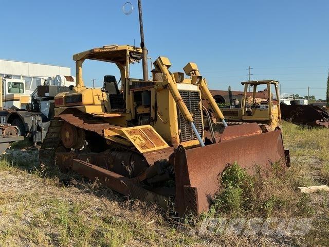 CAT D6R Buldožerji goseničarji