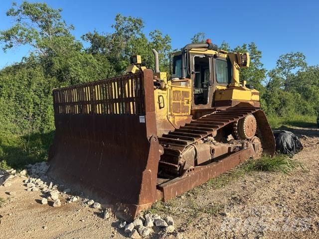 CAT D6T LGP Buldožerji goseničarji