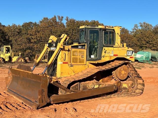 CAT D6T LGP Buldožerji goseničarji