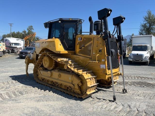 CAT D7 Buldožerji goseničarji