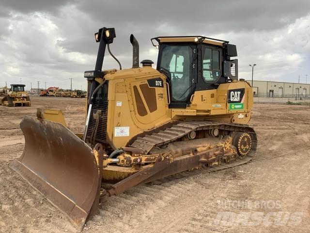 CAT D7E Buldožerji goseničarji