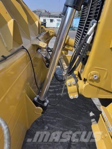CAT D8GC Buldožerji goseničarji