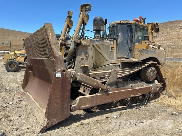 CAT D8T Buldožerji goseničarji
