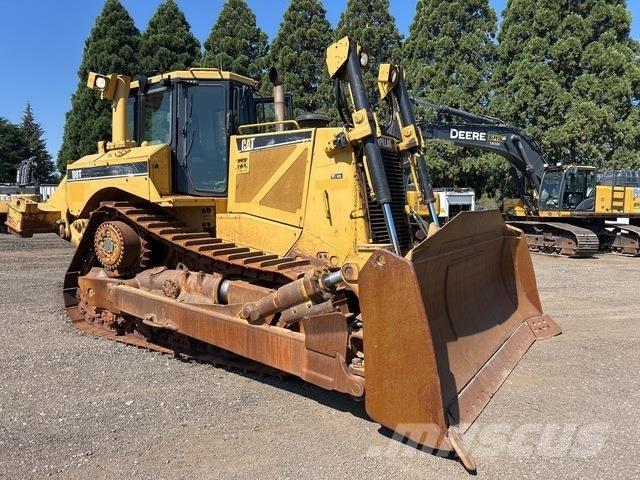CAT D8T Buldožerji goseničarji