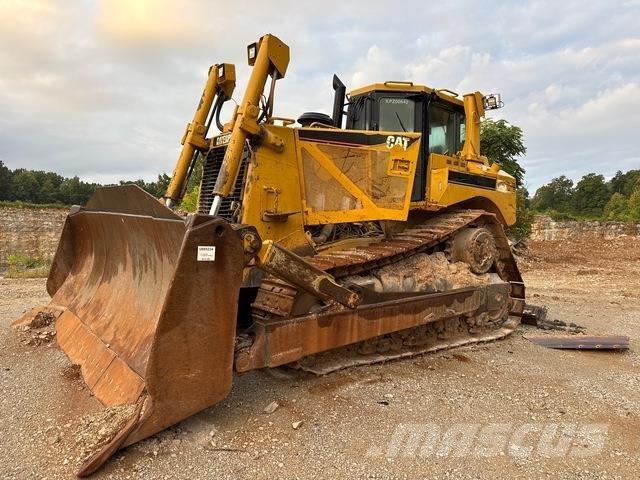 CAT D8T Buldožerji goseničarji