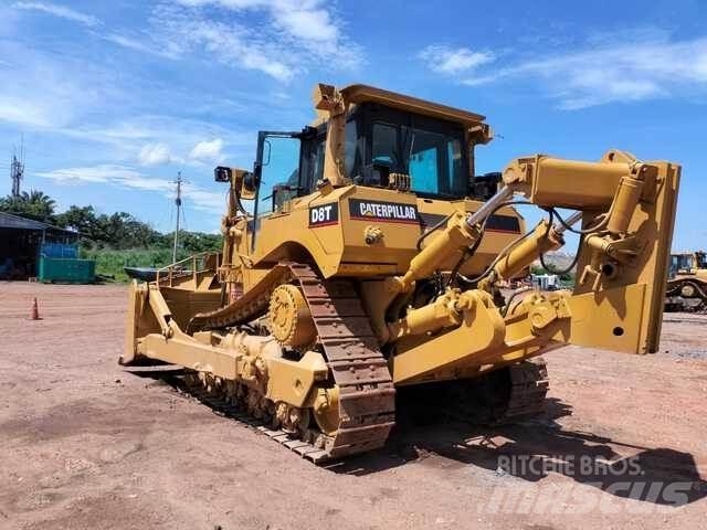 CAT D8T Buldožerji goseničarji
