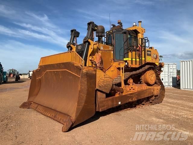 CAT D9 Buldožerji goseničarji