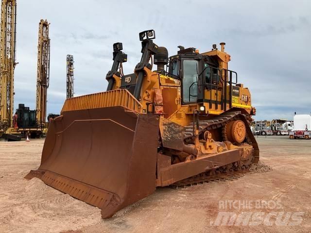 CAT D9 Buldožerji goseničarji