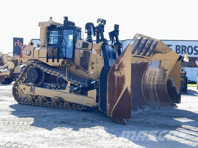 CAT D9 Buldožerji goseničarji