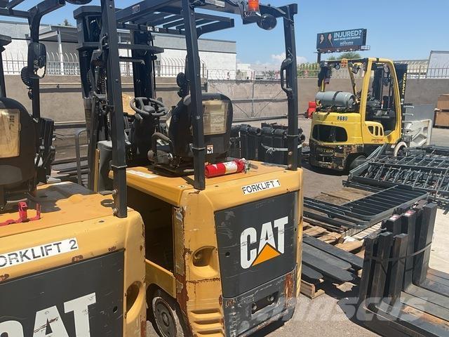 CAT EC25EN2 Električni viličarji