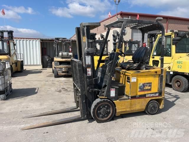 CAT EC25K Električni viličarji