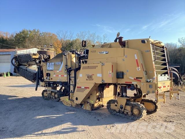 CAT PM200 Freze za asfalt