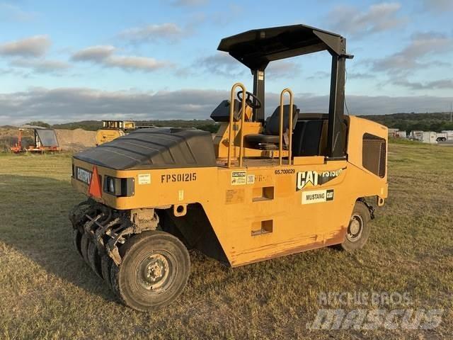 CAT PS150C Kolesni valjarji s pnevmatikami