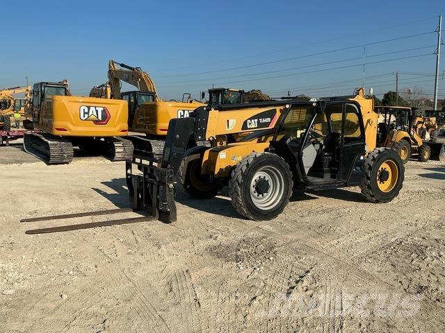 CAT TL642D Teleskopski viličarji