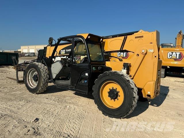 CAT TL642D Teleskopski viličarji