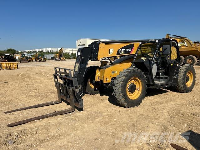 CAT TL642D Teleskopski viličarji