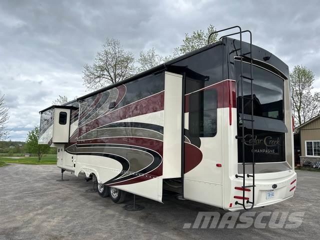  Cedar Creek Druge prikolice