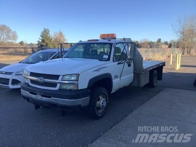 Chevrolet 3500 Tovornjaki s kesonom/platojem