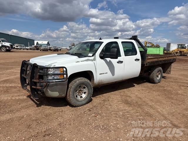 Chevrolet 3500 Tovornjaki s kesonom/platojem