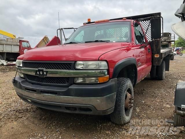 Chevrolet 3500 Tovornjaki s kesonom/platojem
