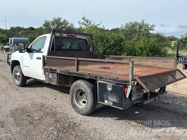 Chevrolet 3500 Tovornjaki s kesonom/platojem