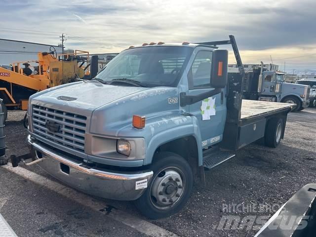 Chevrolet 4500 Tovornjaki s kesonom/platojem