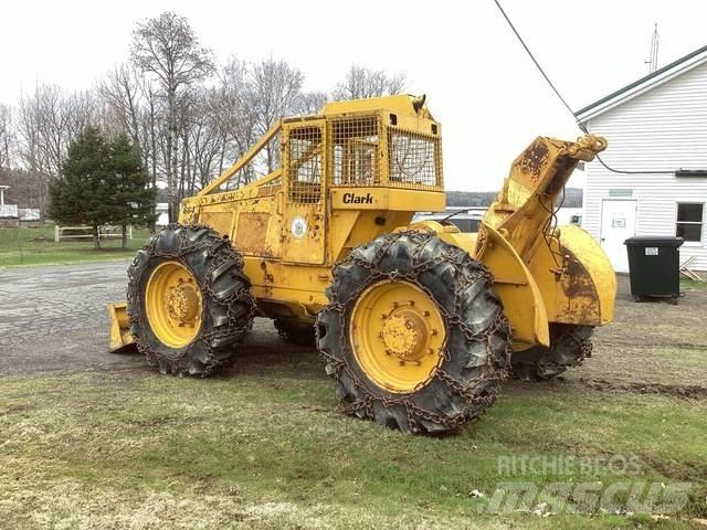 Clark 664D-GM Skiderji