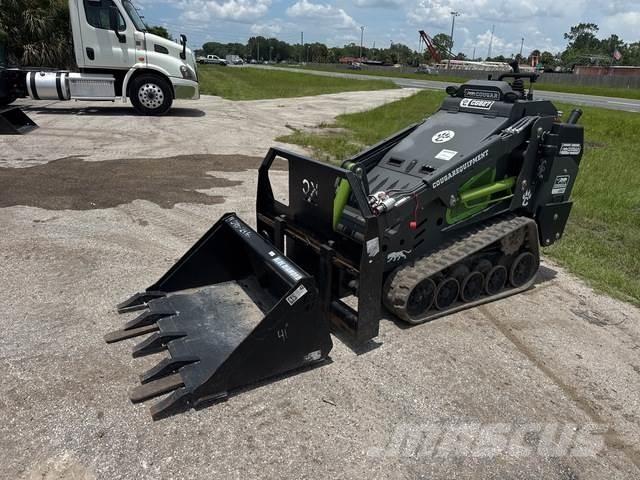 Cougar CG827 Skid steer mini nakladalci