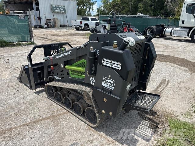 Cougar CG827 Skid steer mini nakladalci