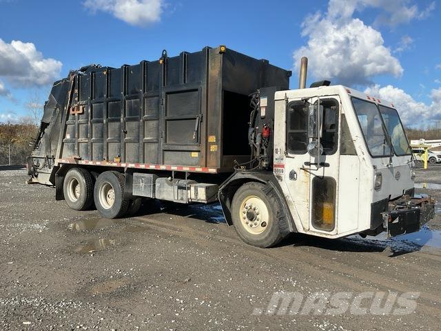  Crane Carrier Komunalni tovornjaki