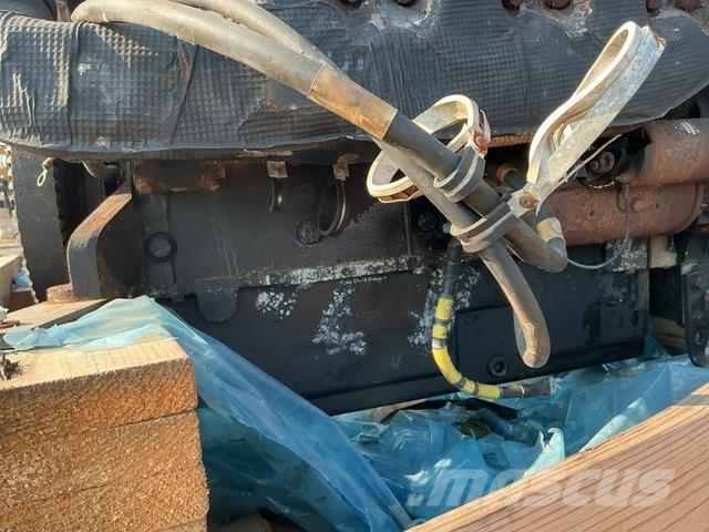 Cummins V903 Motorji