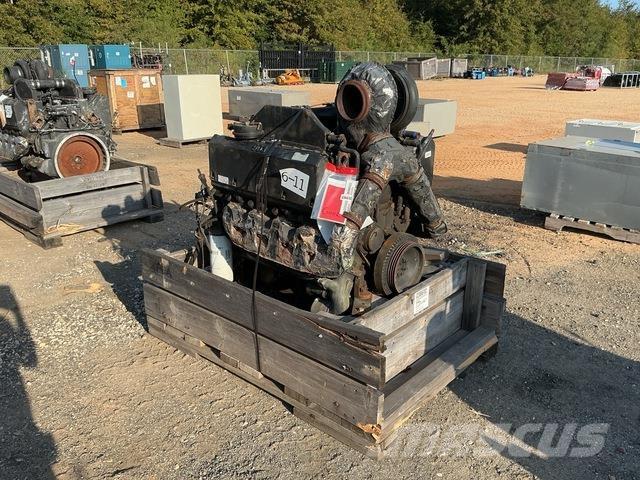 Cummins V903 Motorji