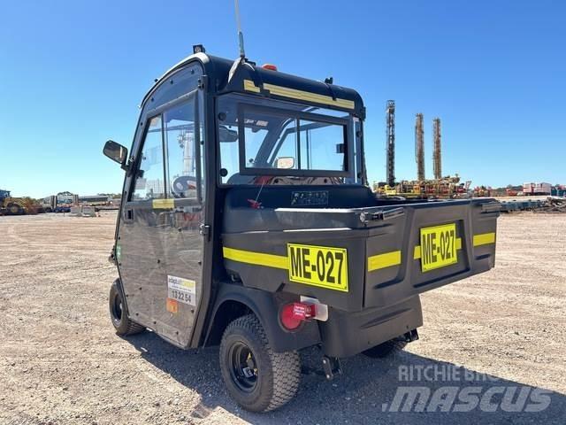 Cushman 800E Drugo