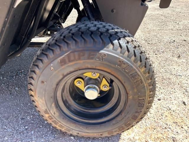 Cushman 800E Drugo