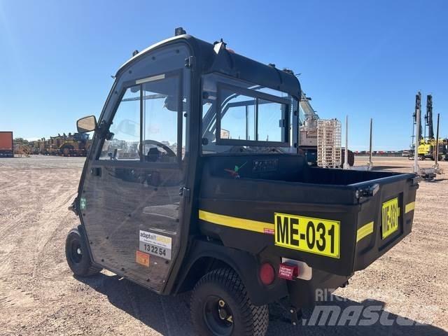 Cushman 800E Drugo