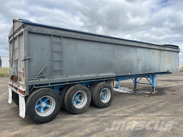  Debora Downs Kiper prikolice