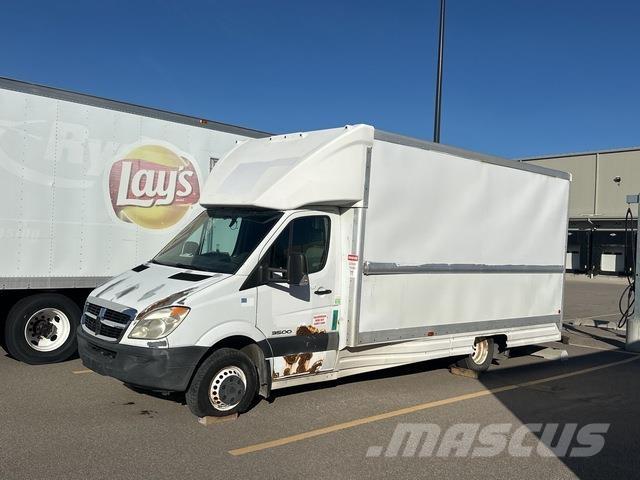 Dodge 3500 Tovornjaki zabojniki