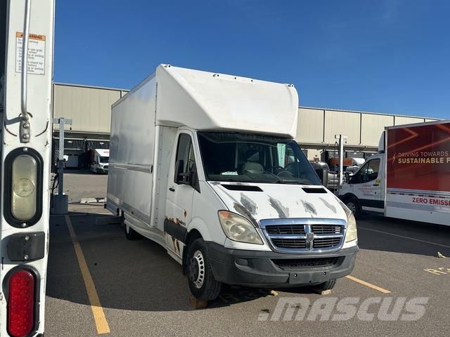 Dodge 3500 Tovornjaki zabojniki