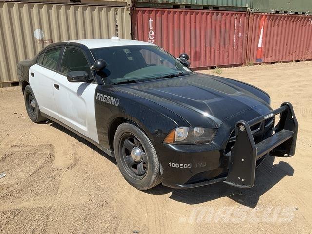 Dodge Charger Avtomobili