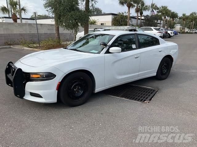 Dodge Charger Avtomobili