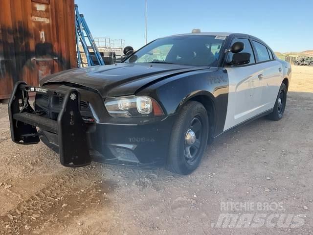 Dodge Charger Avtomobili