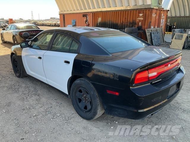 Dodge Charger Avtomobili