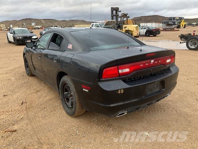 Dodge Charger Avtomobili