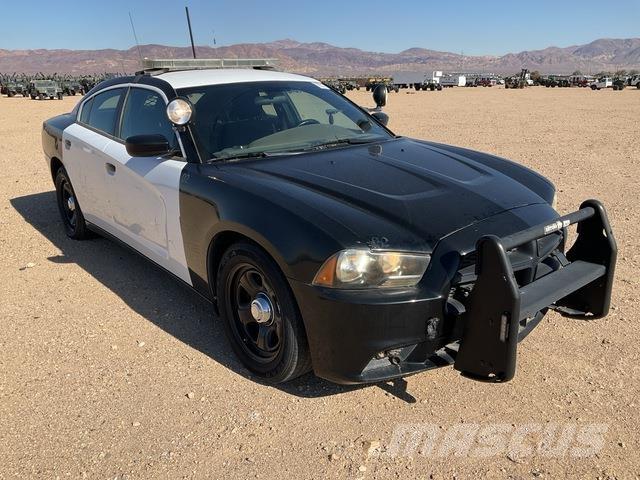 Dodge Charger Avtomobili