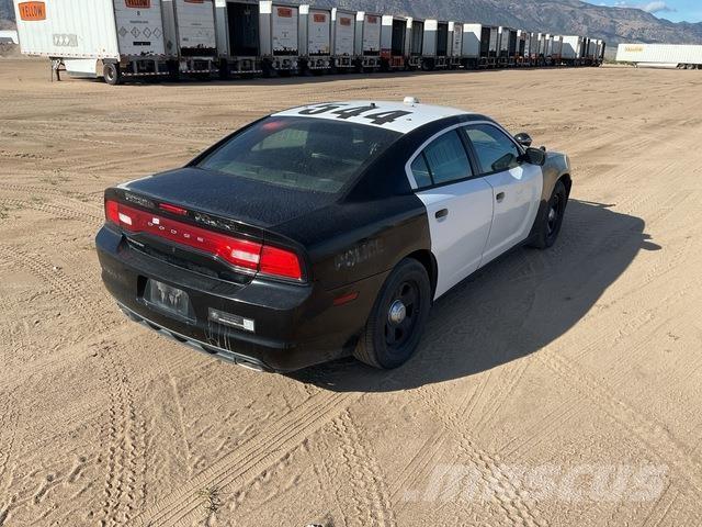 Dodge Charger Avtomobili