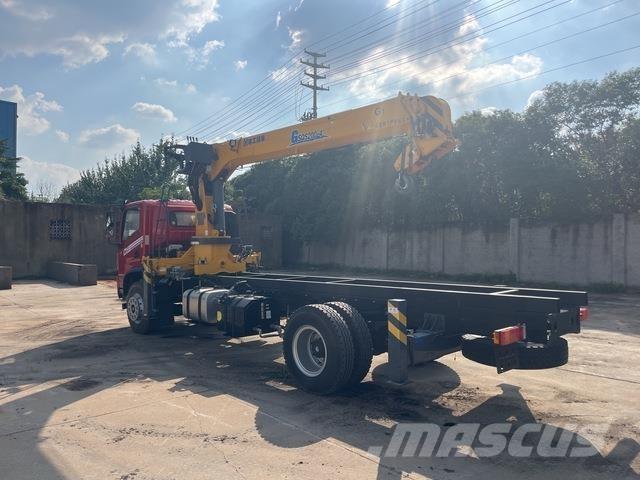 Dongfeng DV3 Tovornjaki z žerjavom