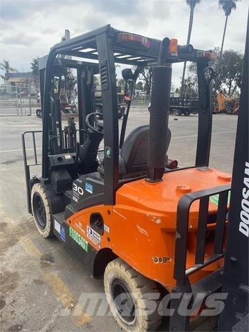 Doosan D30S7 Viličarji - drugo