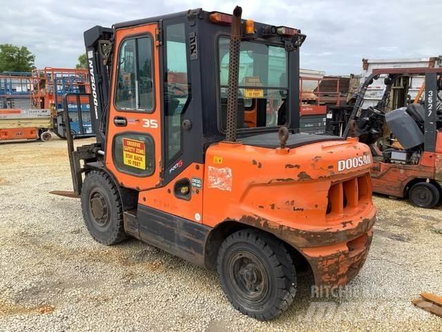 Doosan D35S-5 Gradbeništvo - drugo
