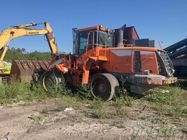 Doosan DL300-5 Kolesni nakladalci